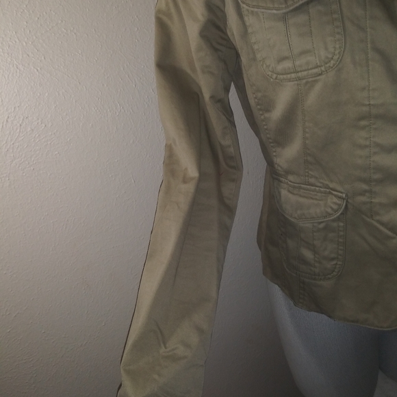 Jacket - Picture 3 of 3